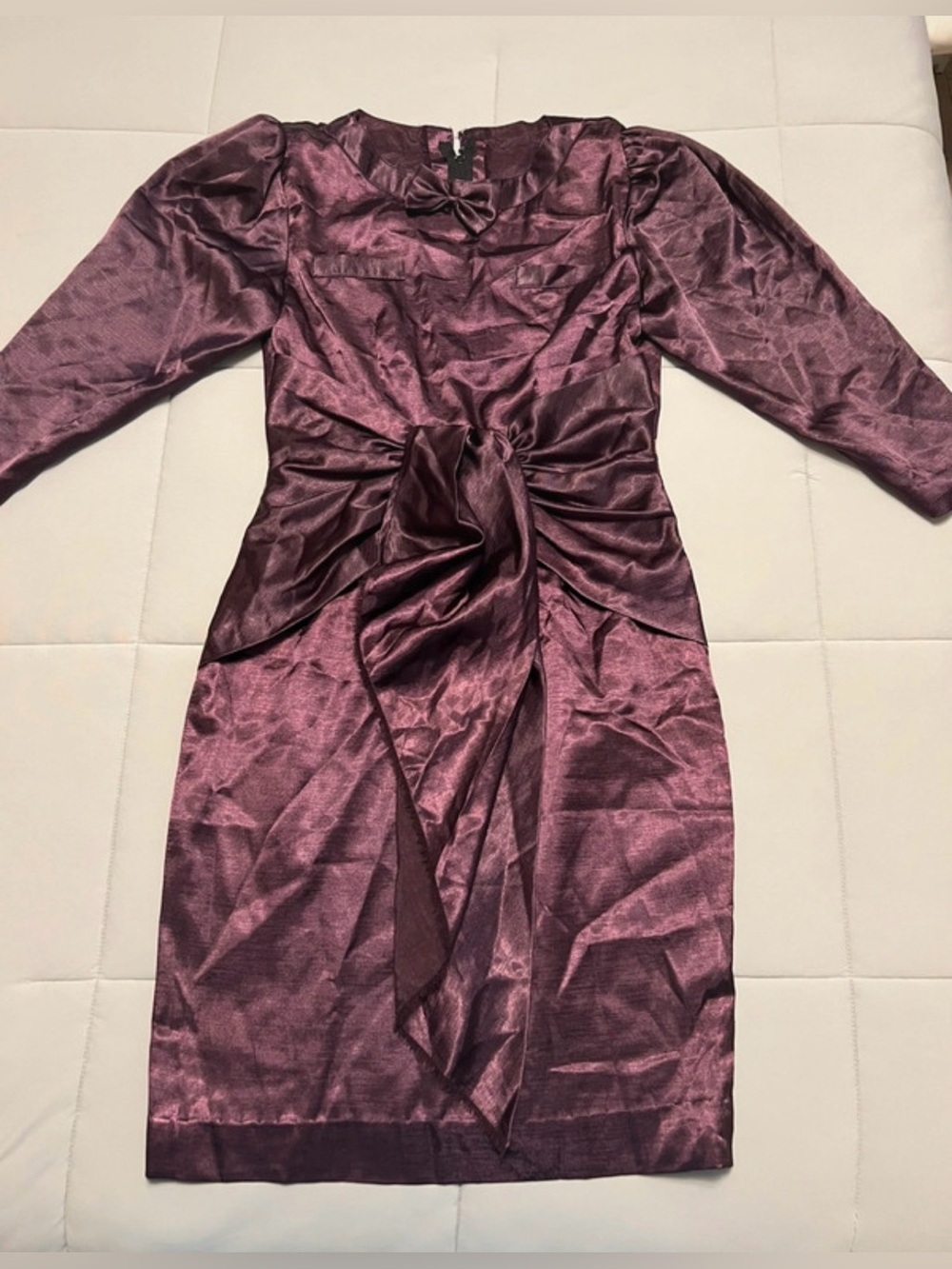 Vintage 80s Metallic Plum
Taffeta Party Dress Puff Sleeve
XS